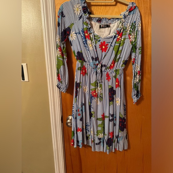 PopReal Mommy and Me Maxi Dresses Casual Floral Printed Long Sleeve dresses. - Picture 7 of 7